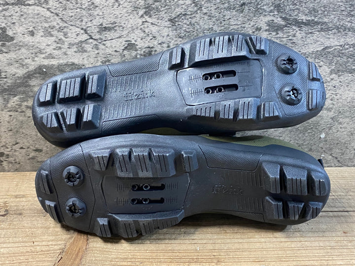 KD174 フィジーク fizik テラ TERRA ATLAS ビンディングシューズ カーキ EU43 SPD