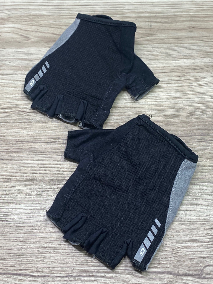 JN361 GripGrab 指切り グローブ 黒 M