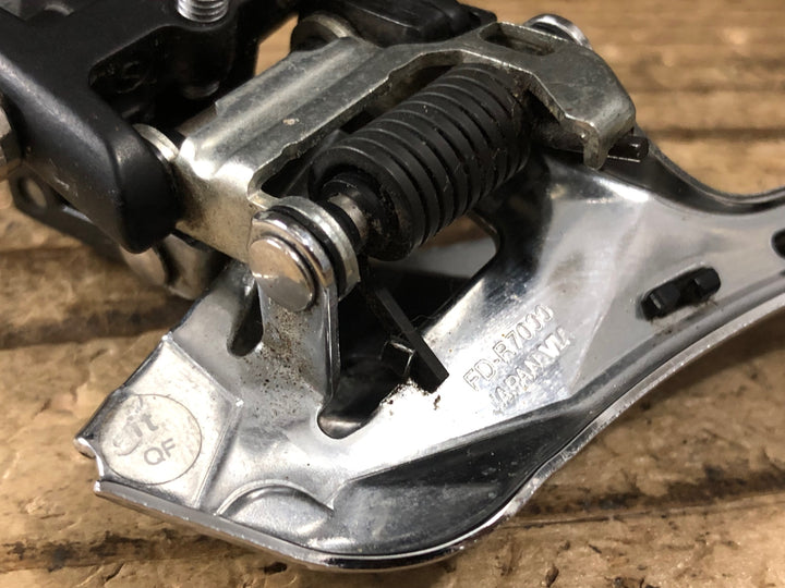 KC257 シマノ SHIMANO 105 FD-R7000 フロントディレイラー 直付 ※座金欠品