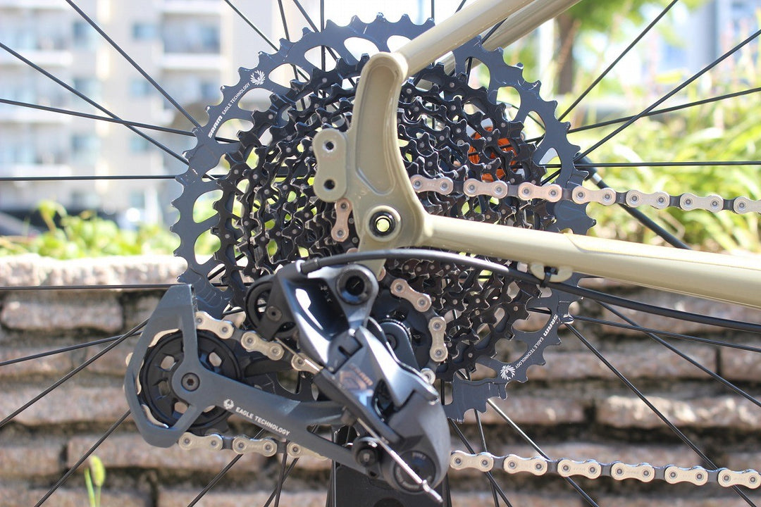 ブラックマウンテン BLACK MOUNTAIN CYCLES ラ・カブラ LA CABRA V2 16"サイズ スラム GX 12S クロモリ マウンテンバイク 【名古屋店】