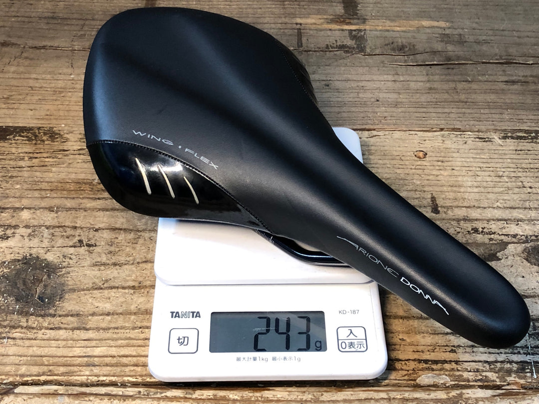 JS781 フィジーク FIZIK ARIONE DONNA サドル MANGANESEレール 147mm