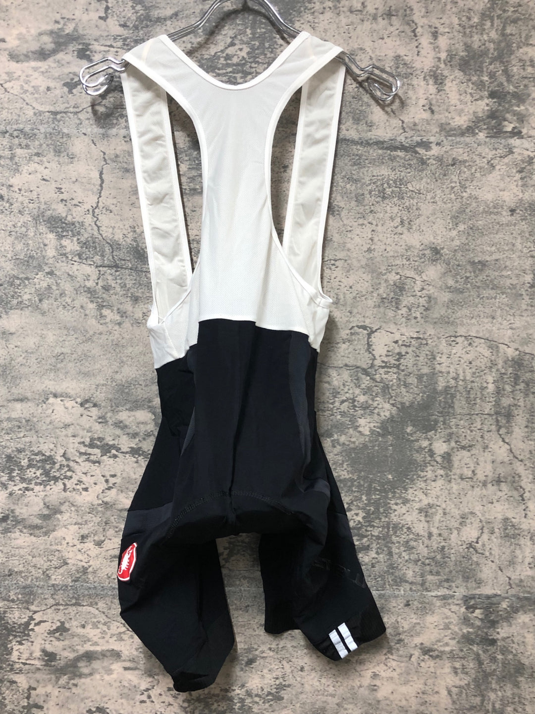 JP483 カステリ CASTELLI ビブショーツ 黒 M