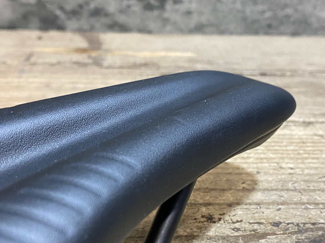 KC295 エルゴン ERGON SRS Comp Men サドル 黒 TiNox XPレール S/M