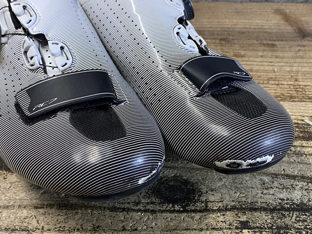 JT969 シマノ SHIMANO RC7 SH-RC700 ビンディングシューズ 黒 EU42 WIDE