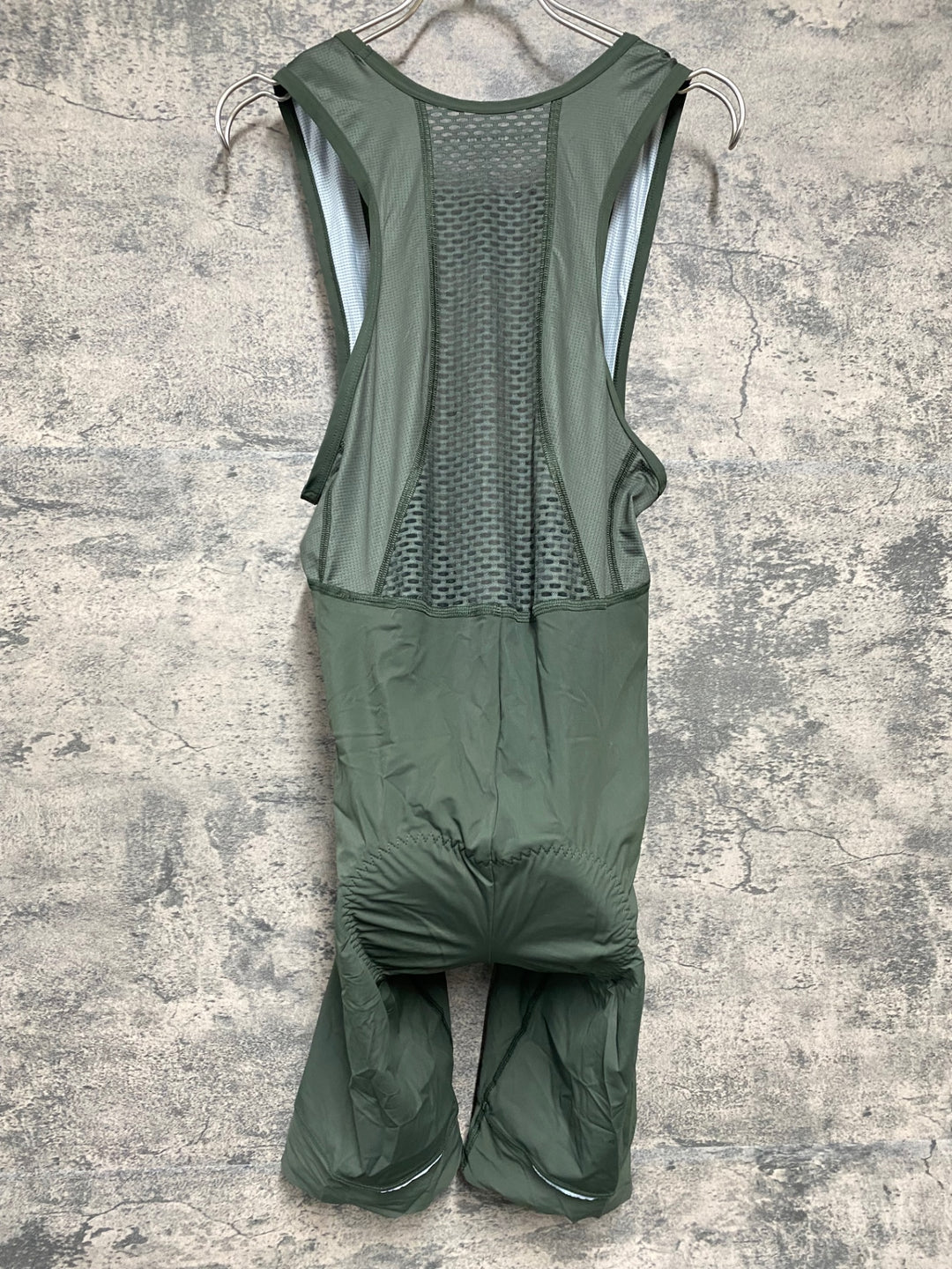 JY619 カフェドシクリステ CAFE DU CYCLISTE MARINETTE ビブショーツ オリーブ M