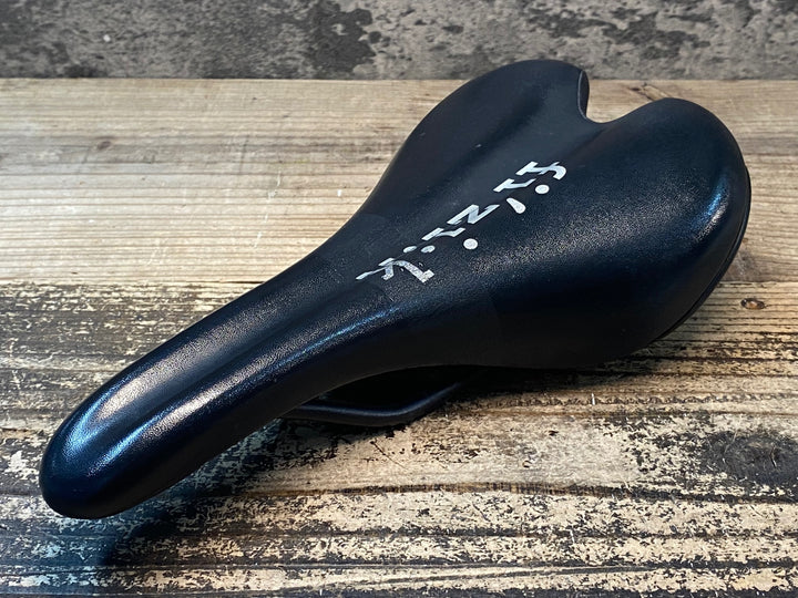 JI890 フィジーク fizik アリアンテ ALIANTE VS サドル MANGANESEレール