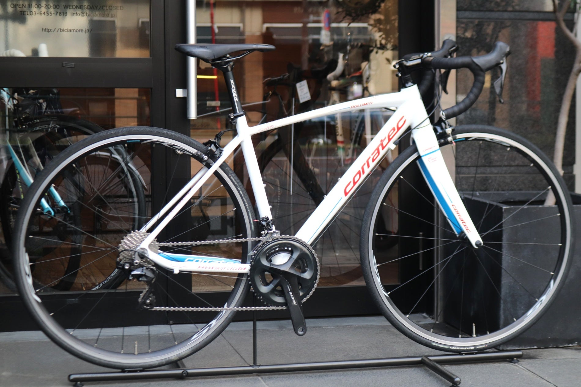 コラテック CORRATEC ドロミテ DOLOMITI 2019モデル 460サイズ シマノ