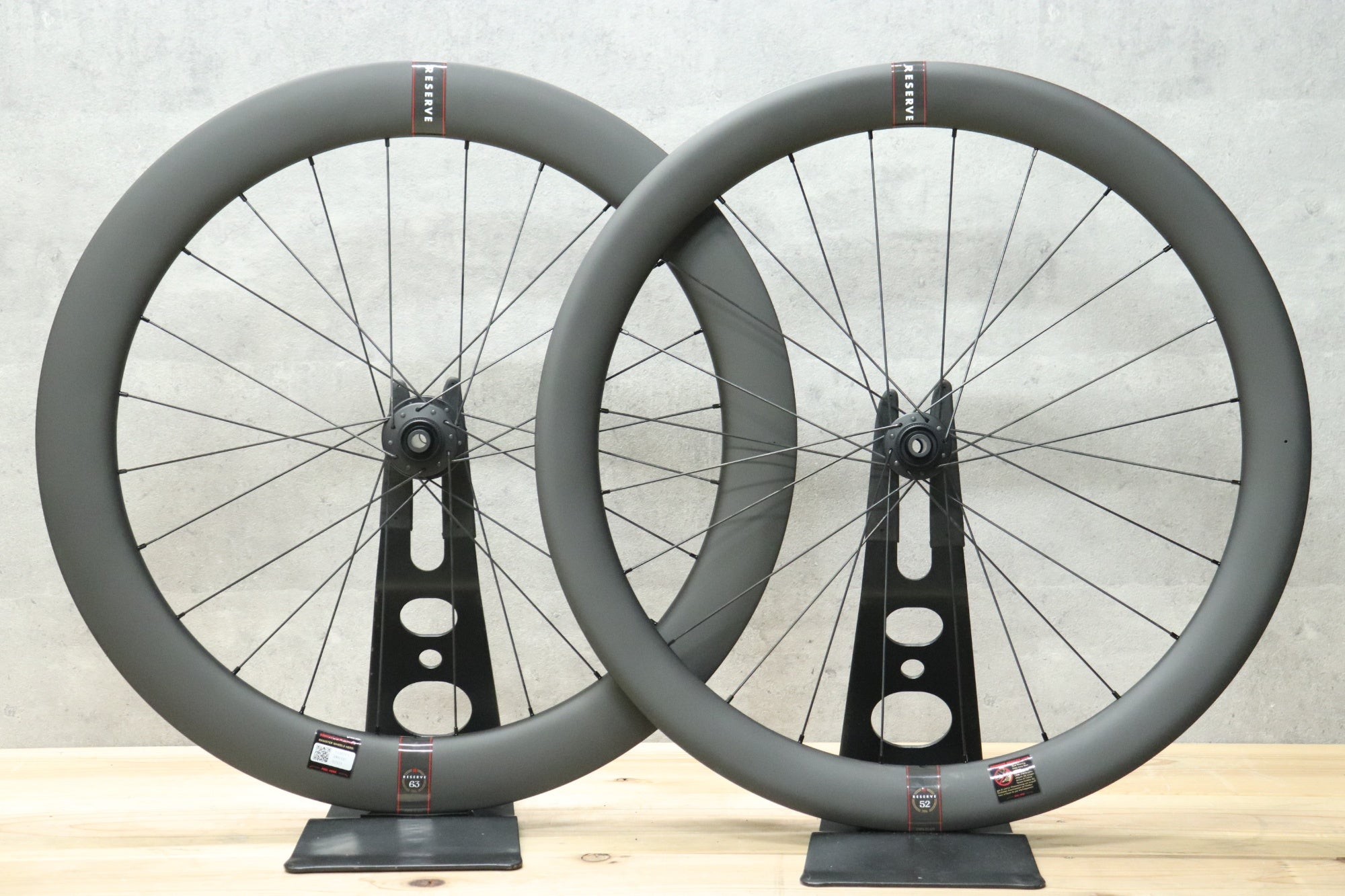 リザーブ RESERVE 52/63 DISC カーボン チューブレスレディ ディスク