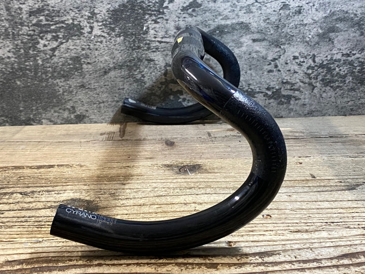 KC510 フィジーク fizik CYRANO R1 カーボン ドロップハンドル ブラケット部C-C 400mm