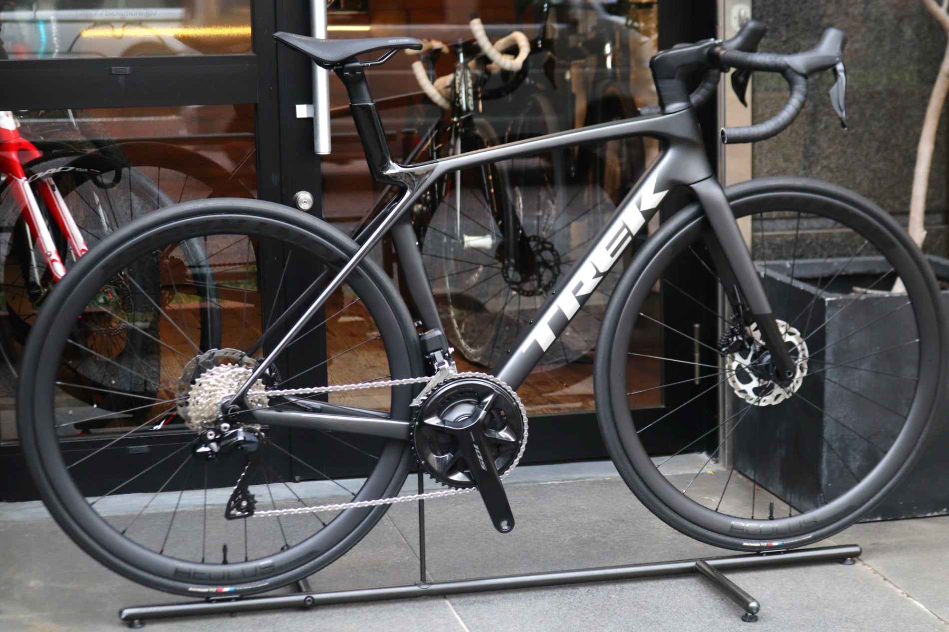 トレック TREK マドン MADONE SL6 GEN8 2025モデル Mサイズ シマノ 105
