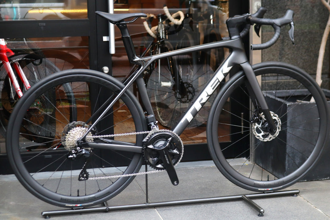 トレック TREK マドン MADONE SL6 GEN8 2025モデル Mサイズ シマノ 105 R7170 Di2 12S カーボン ロードバイク 【東京南麻布店】
