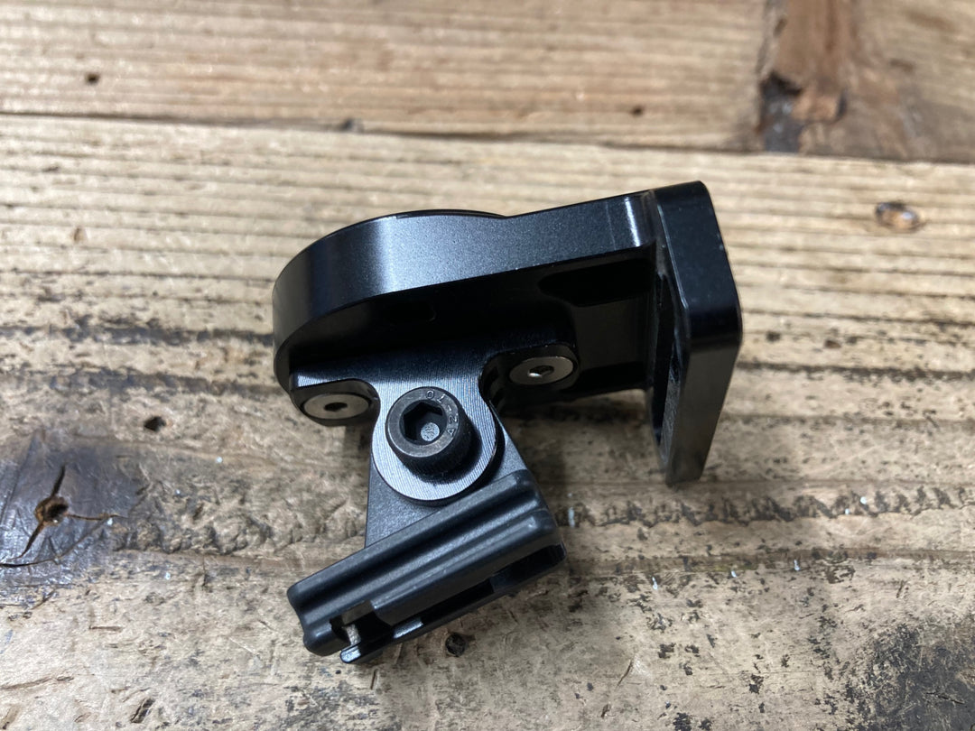 JU680 レザイン LEZYNE MEGA C GPS サイクルコンピューター 動作確認済
