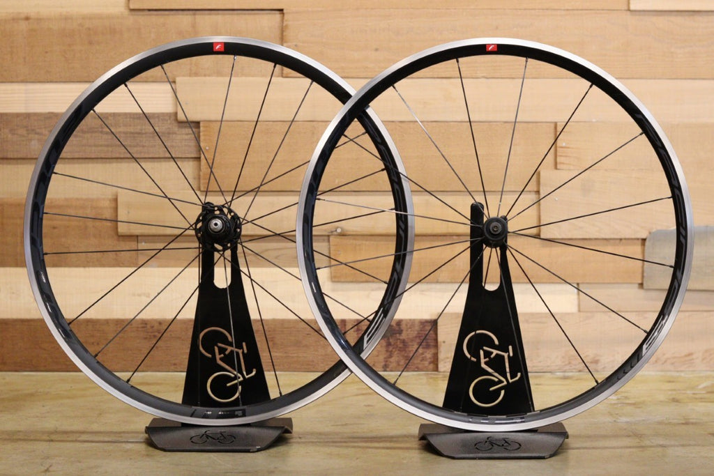 【送料込】Fulcrum Racing 3 クリンチャーホイールセット 送料込】Fulcrum Racing 3 クリンチャーホイールセット FULCRUM 2024