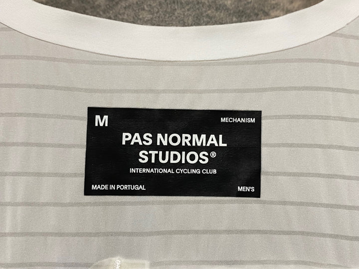 KJ273 パスノーマルスタジオ PAS NORMAL STUDIOS Mechanism Pro Bibs ビブショーツ カーキ M