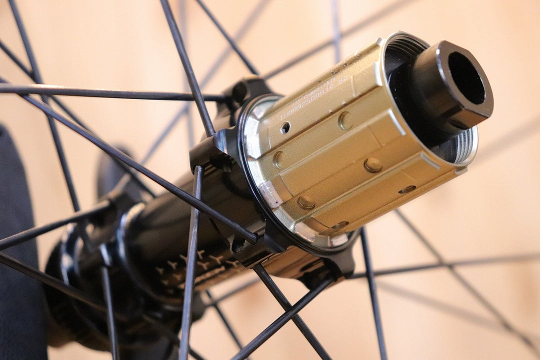 トーケン TOKEN ROUBX G33 カーボン チューブレスレディ ホイールセット シマノ 11S/12S 【芦屋店】