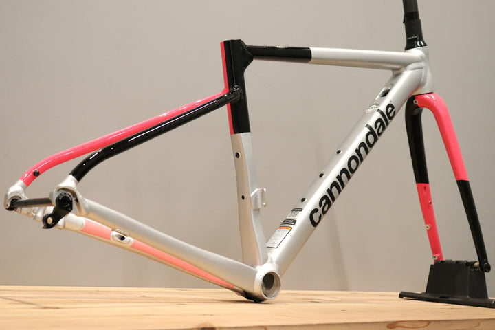 未使用 キャノンデール CANNONDALE キャド CAAD13 DISC 2023モデル 44サイズ アルミ ロードバイク フレームセット 【仙台店】