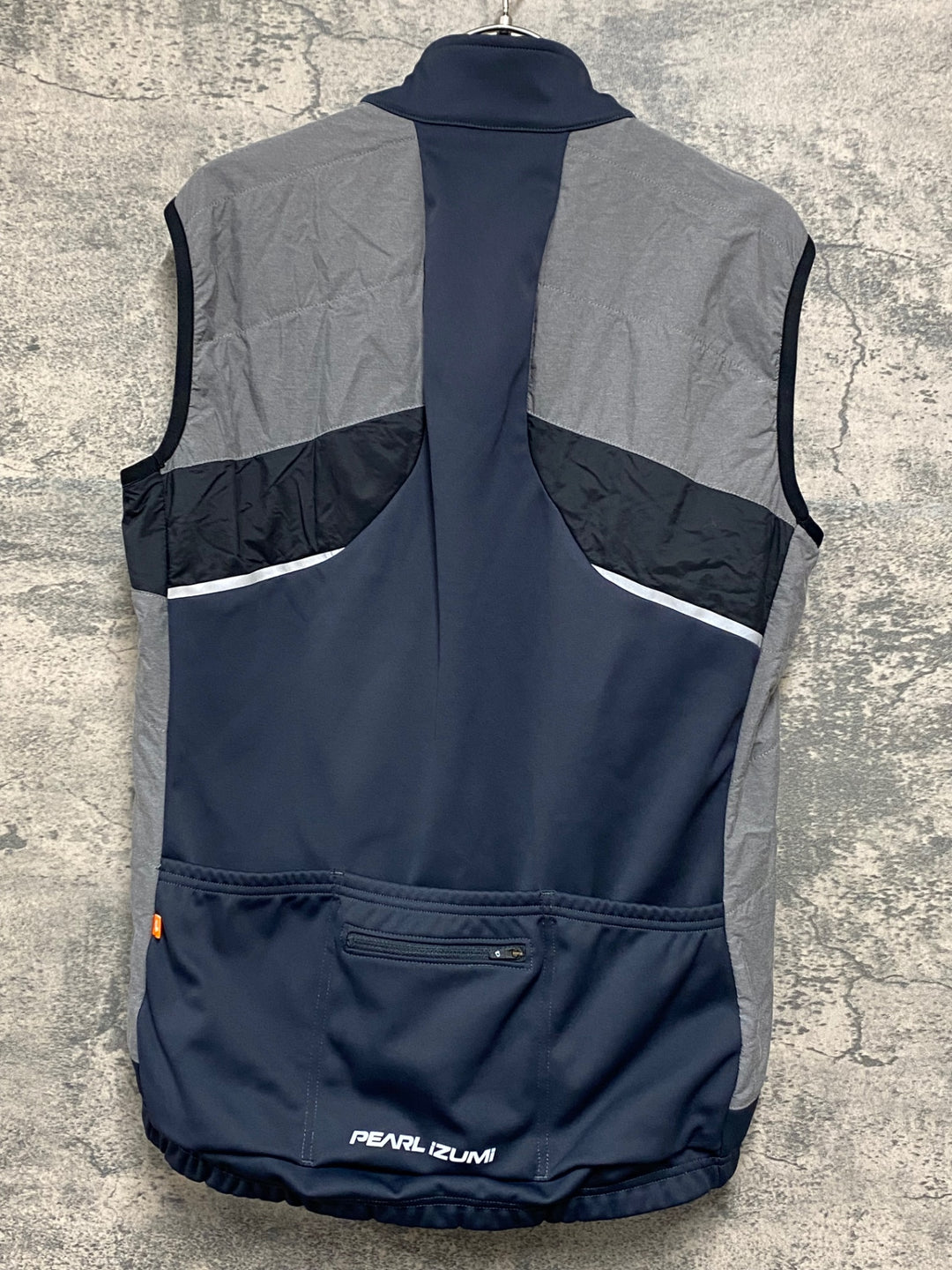 JU176 パールイズミ PEARL iZUMi ジレ サイクルベスト グレー 黒 M