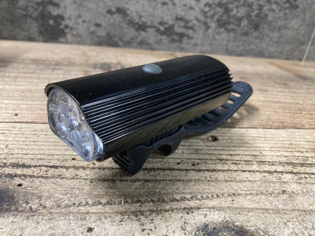 JV298 レザイン LEZYNE SUPER DRIVE 1250 XXL フロントライト