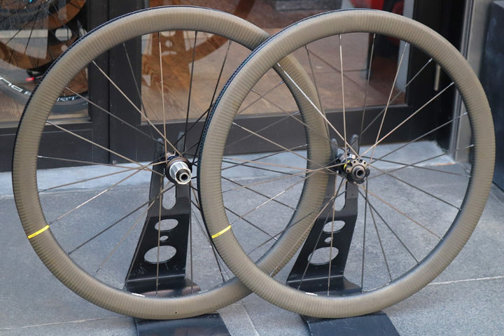 マヴィック MAVIC コスミック COSMIC PRO CARBON UST DISC カーボン チューブレス ホイールセット シマノ12/11S 【東京南麻布店】
