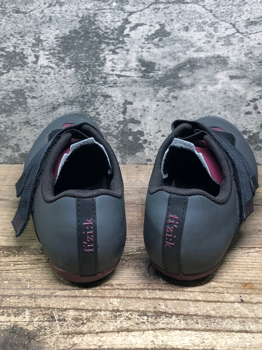 JI819 フィジーク fizik テラ TERRA POWERSTRAP X4 shors ヴィンディングシューズ 2穴 グレー EU42.5