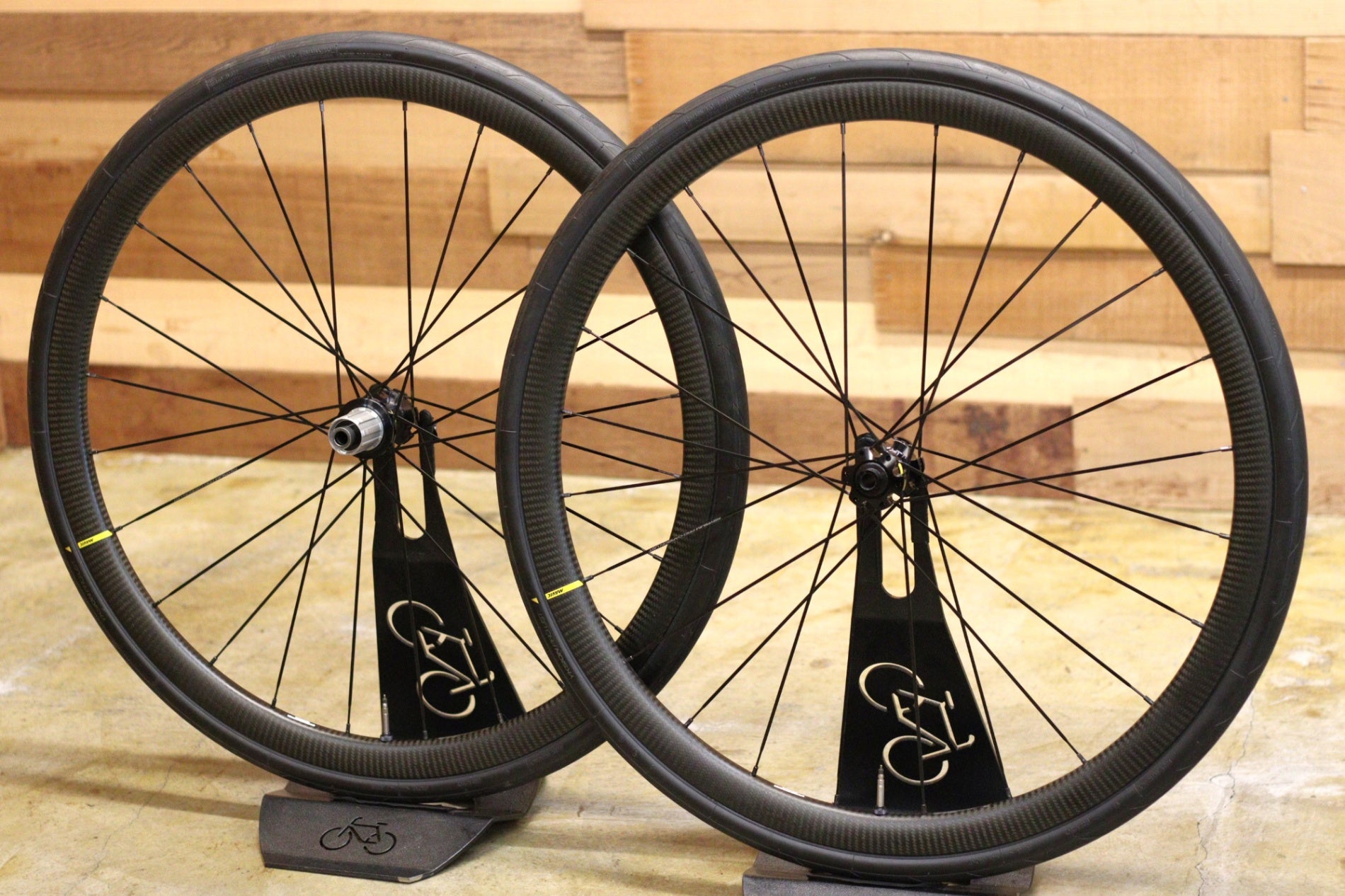 マヴィック MAVIC キシリウム プロカーボン KSYRIUM PRO CARBON UST