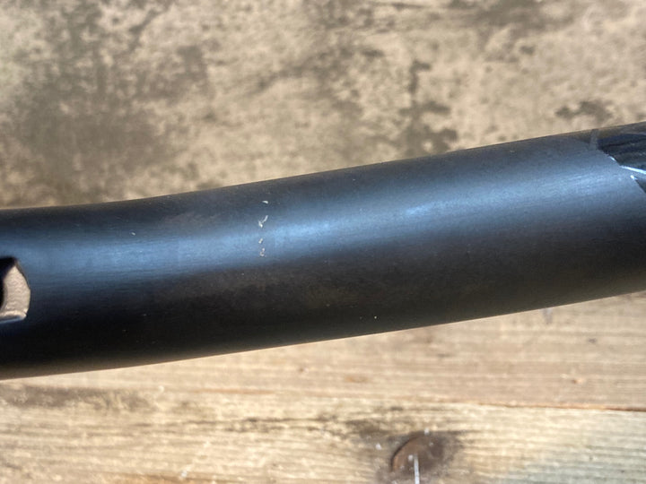 JQ854 シマノ SHIMANO プロ PRO VIBE SUPERLIGHT カーボン ドロップハンドル ブラケットC-C 400ｍｍ Φ31.8
