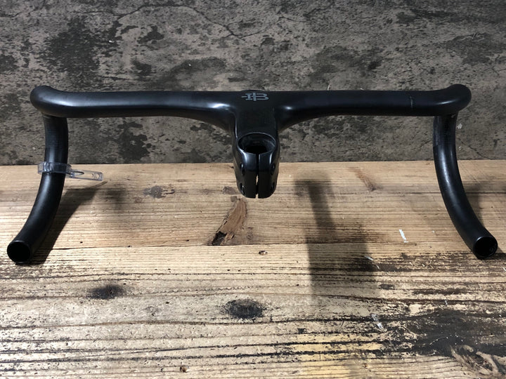 KB919 ブラックインク Black ink HB01 カーボン一体型ハンドル 420mm 110mm 6° ブラケット部割れ