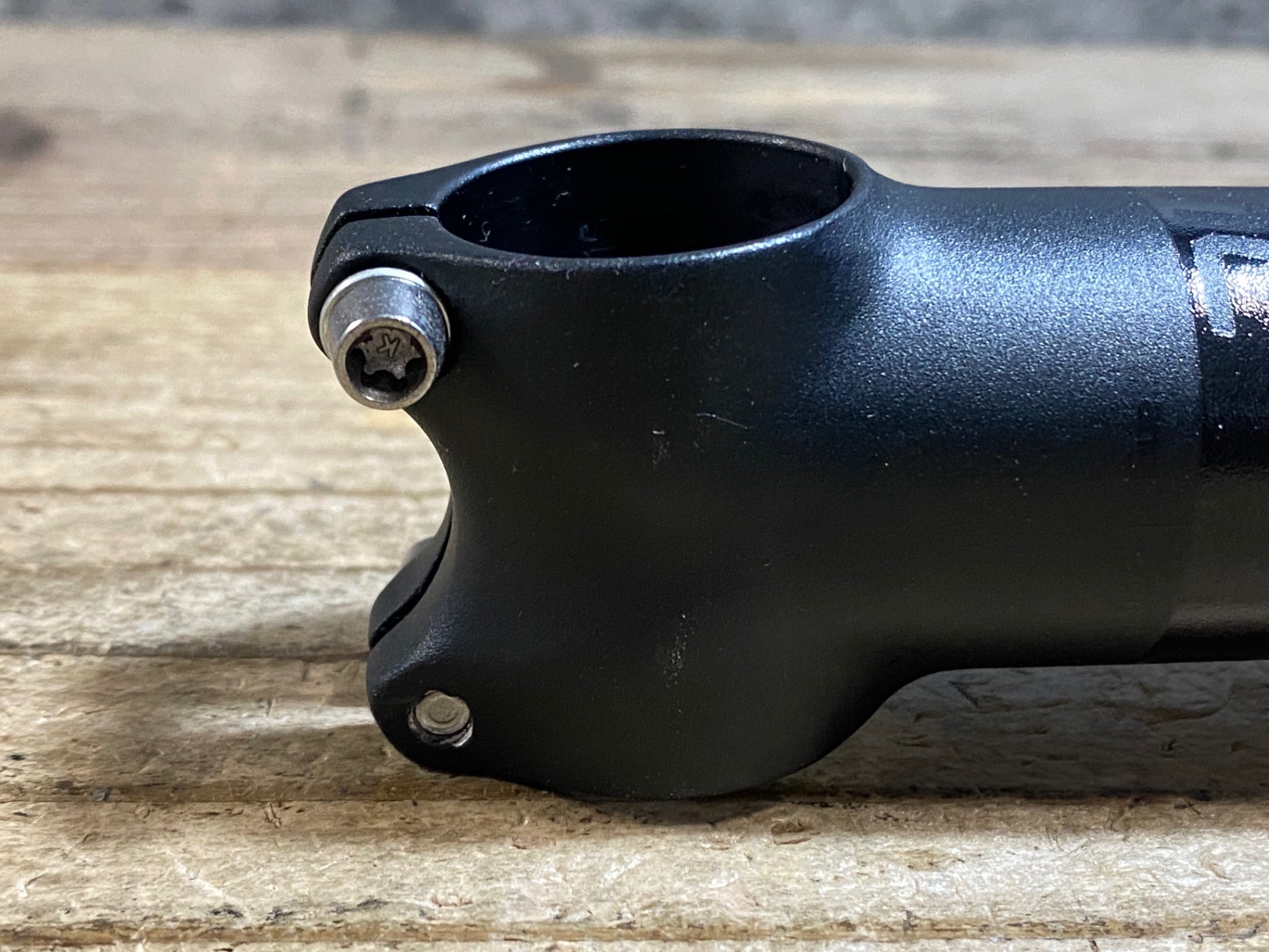 JU299 BMC アルミ ステム 黒 110mm Φ31.8 OS – BICI AMORE ONLINE STORE