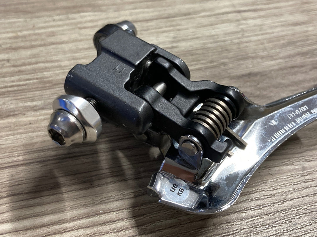 JS065 シマノ SHIMANO アルテグラ ULTEGRA FD-6700 フロントディレイラー 直付