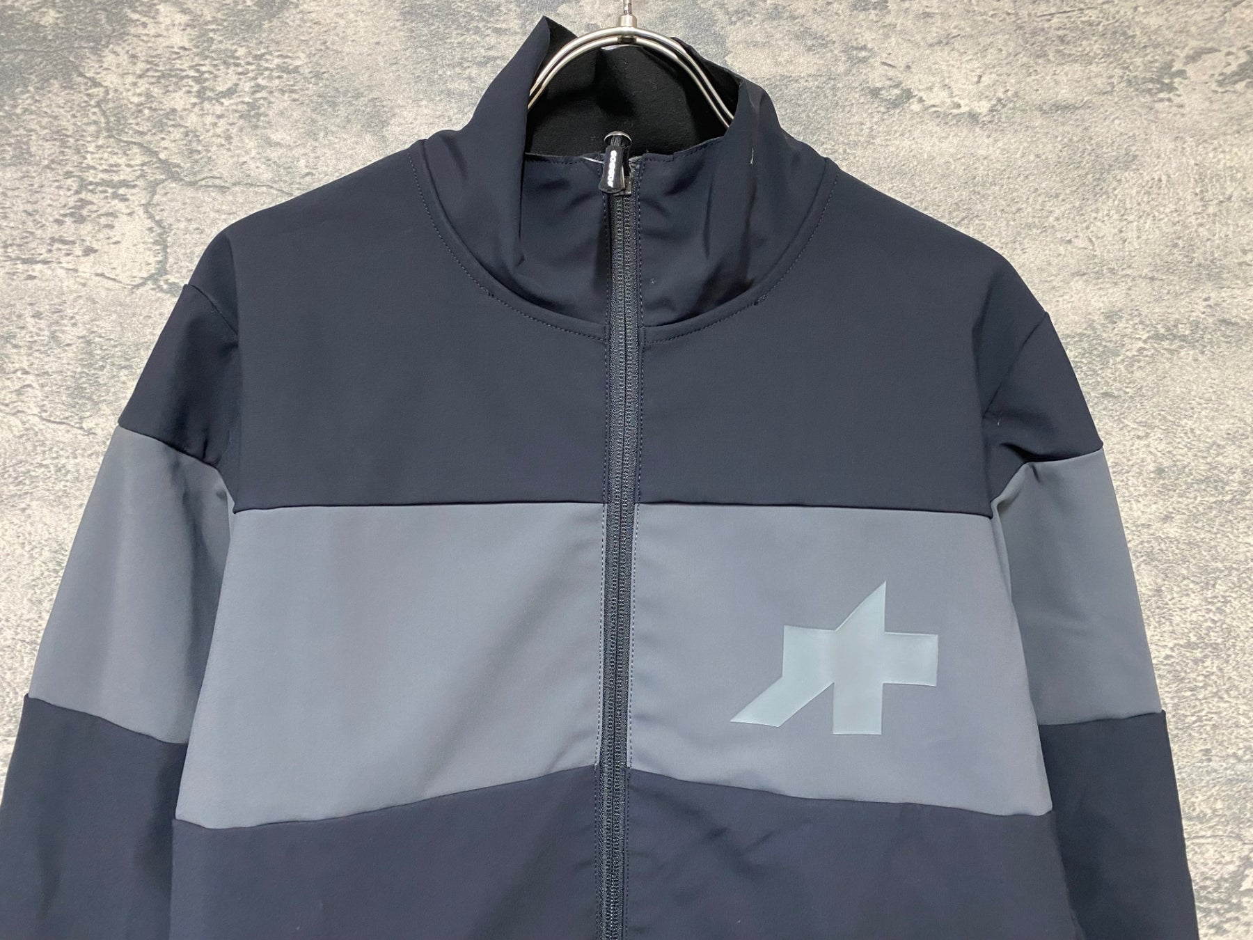 ASSOSアソス長袖サイクルジャケット　Mサイズ JL097 アソス assos SIGNATURE SOFTSHELL JACKET 長袖 サイクル