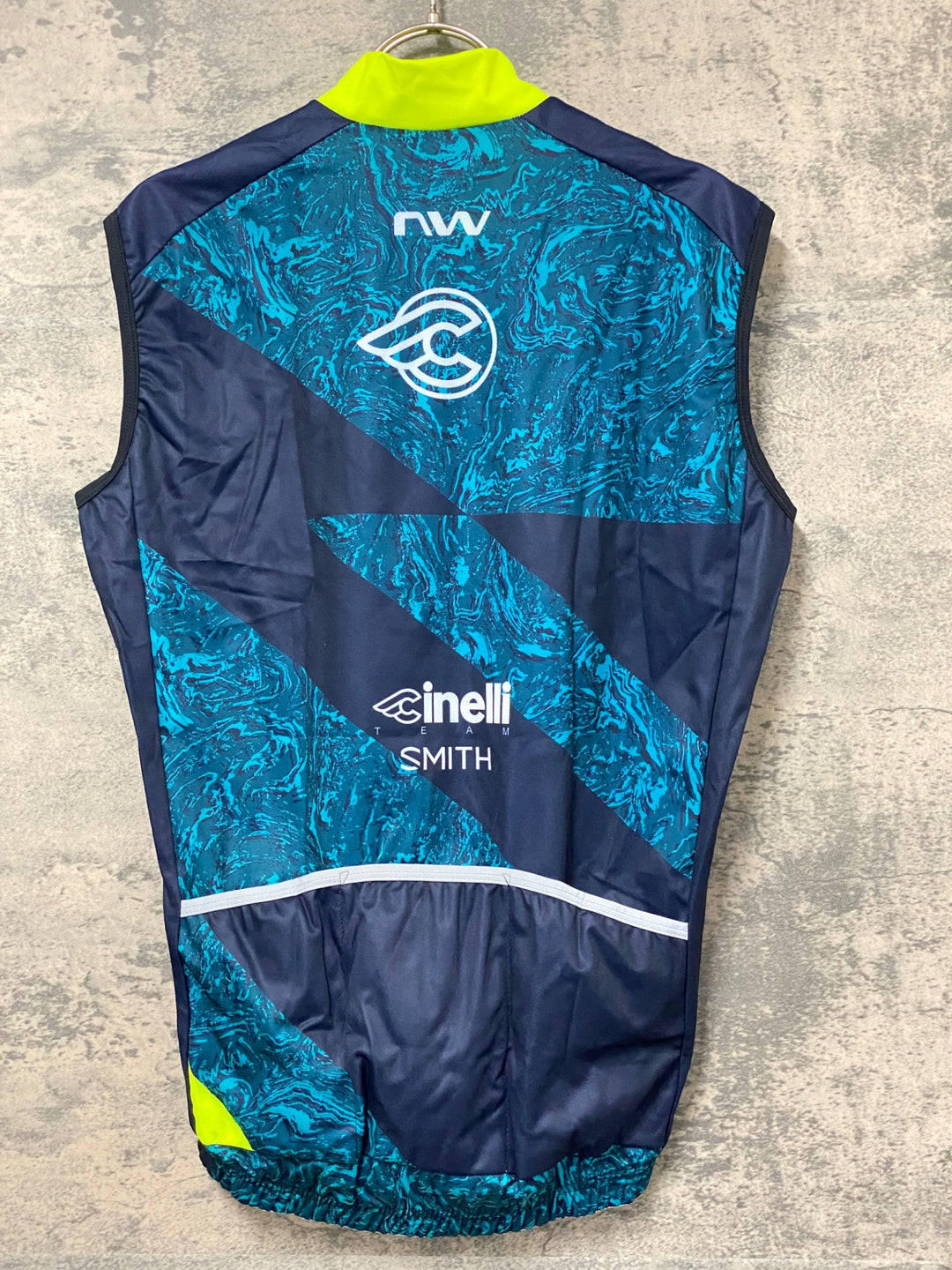 JY893 ノースウェーブ NORTHWAVE TEAM CINELLI SMITH 2021 WINDPROOF LIGHT VEST ジレ サイクルベスト 総柄 M