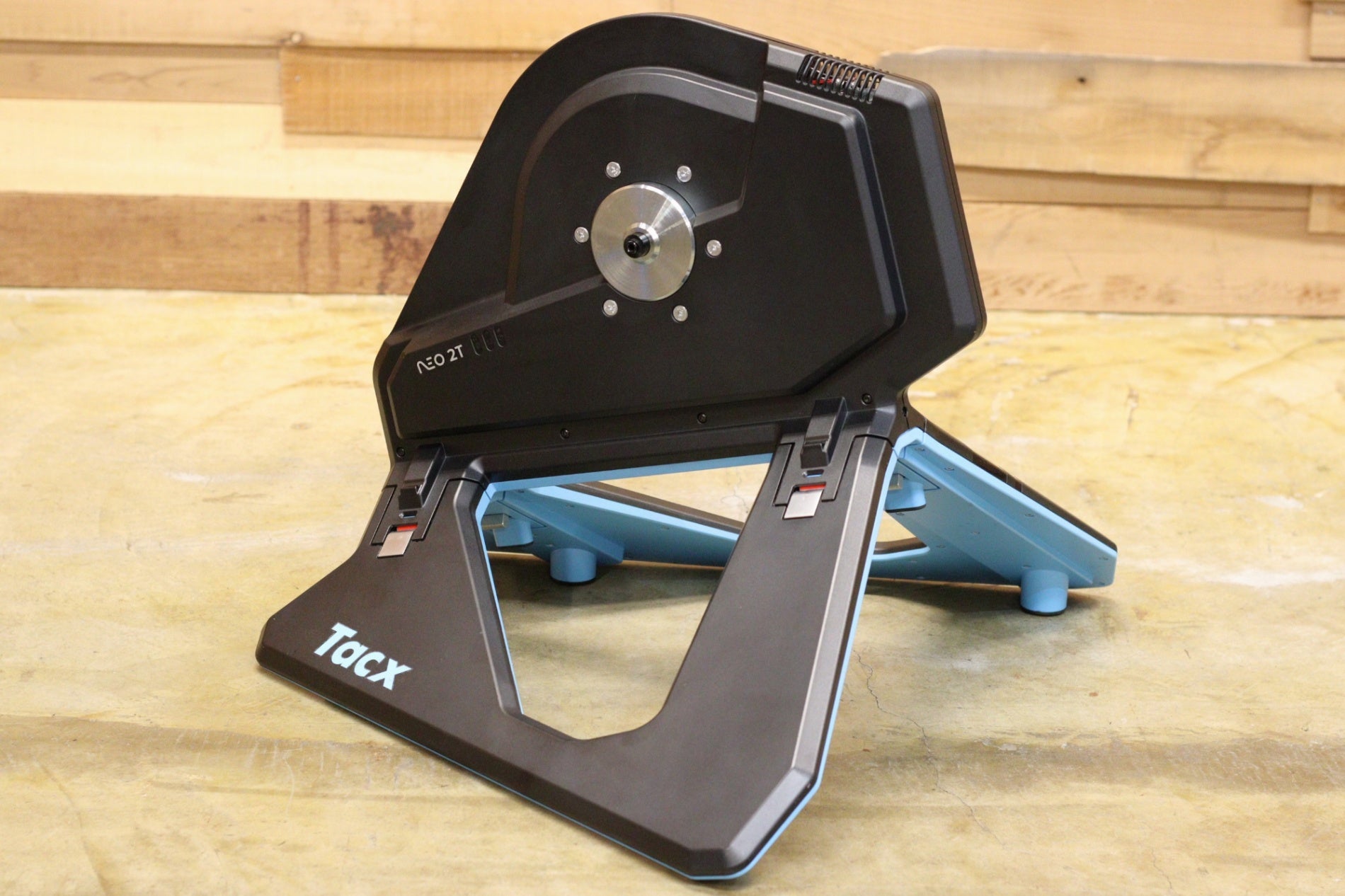 タックス Tacx ネオ2Tスマート NEO 2T SMART ダイレクトドライブ