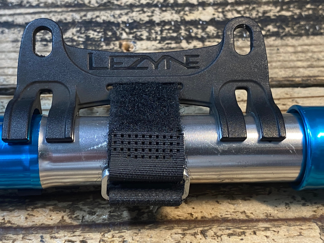 JF909 レザイン LEZYNE PRESSURE DRIVE 携帯空気入れ 青