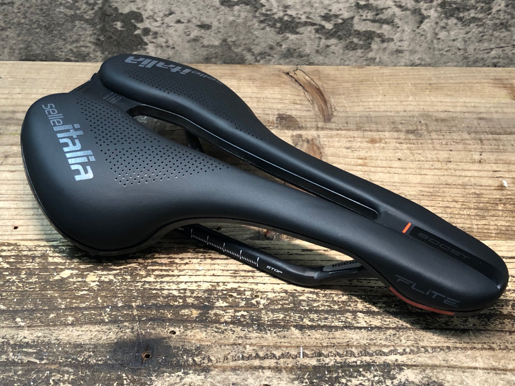 JE833 セライタリア SELLE ITALIA フライト FLITE BOOST SUPERFLOW
