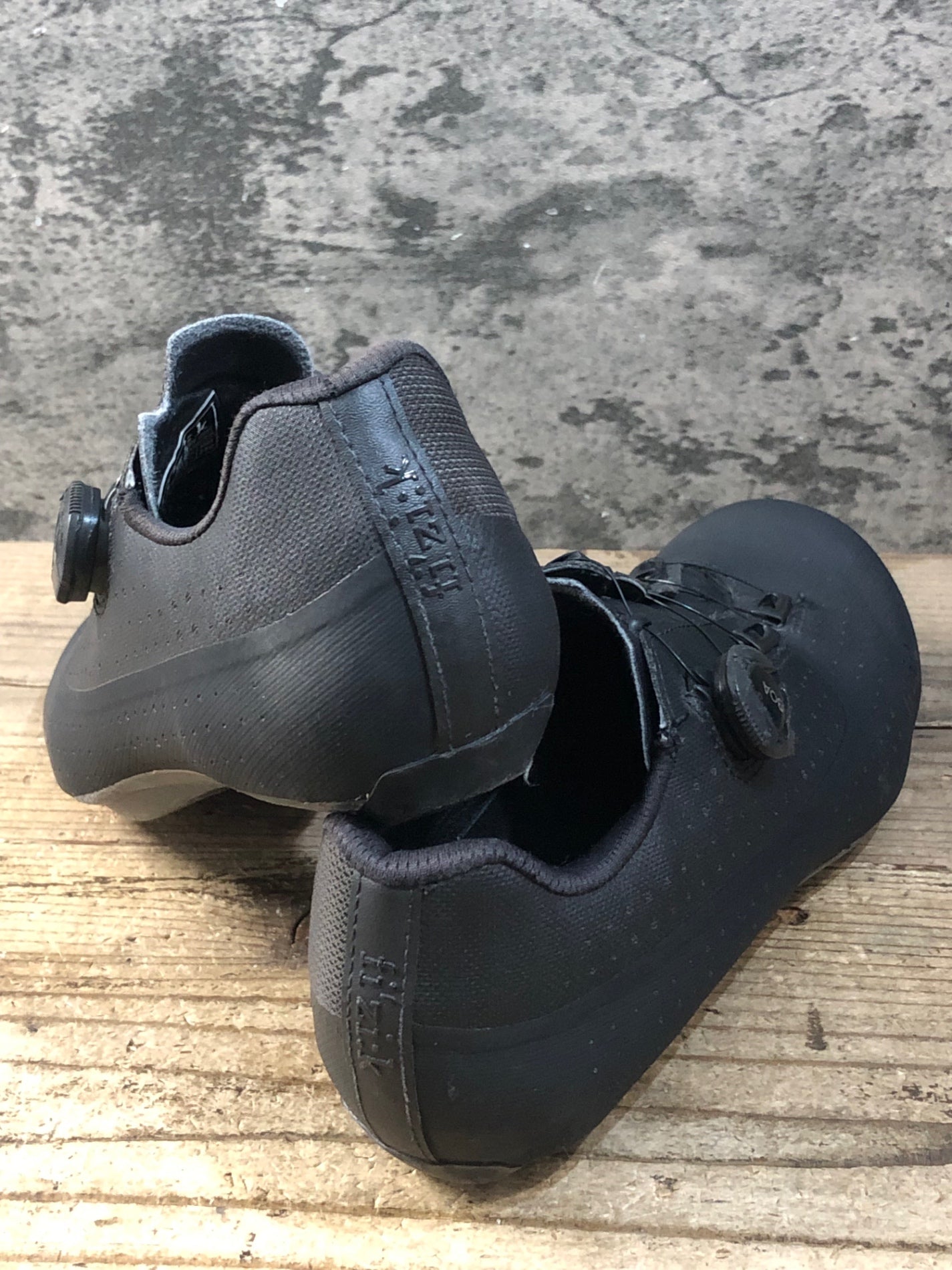 JZ417 フィジーク fizik TEMPO OVERCURVE R4 WIDE ビンディング