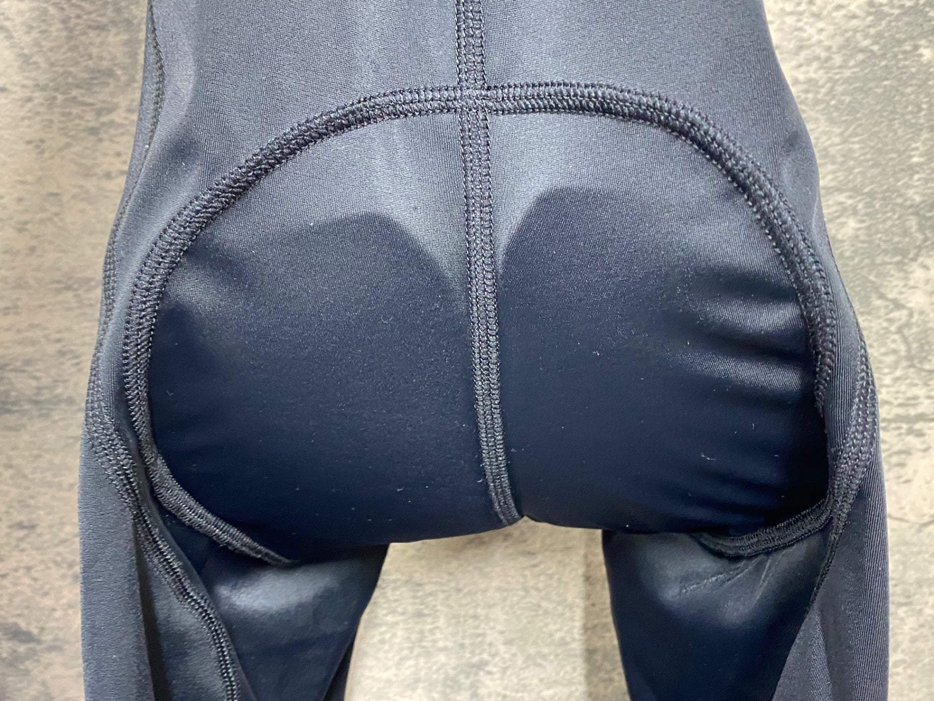KG703 ドットアウト DOTOUT ビブショーツ 黒 L – BICI AMORE ONLINE STORE