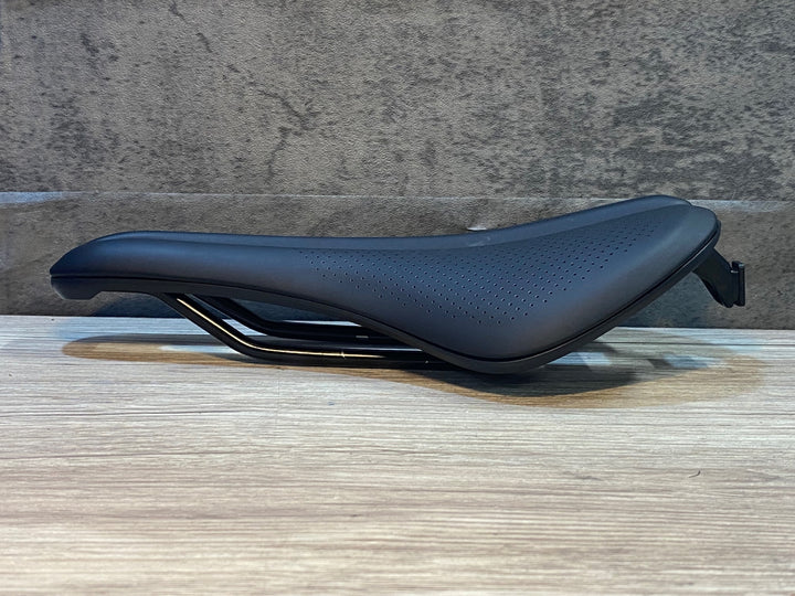 JU985 ボントレガー BONTRAGER AEOLUS ELITE サドル 黒 145mm クロモリ