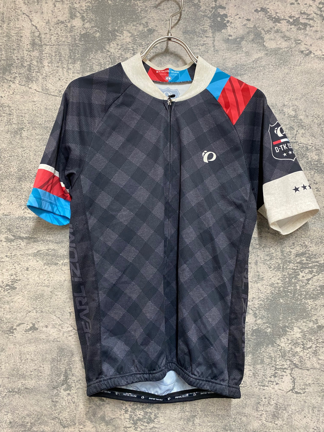JP276 パールイズミ PEARL iZUMi 半袖 サイクルジャージ 黒 総柄 L