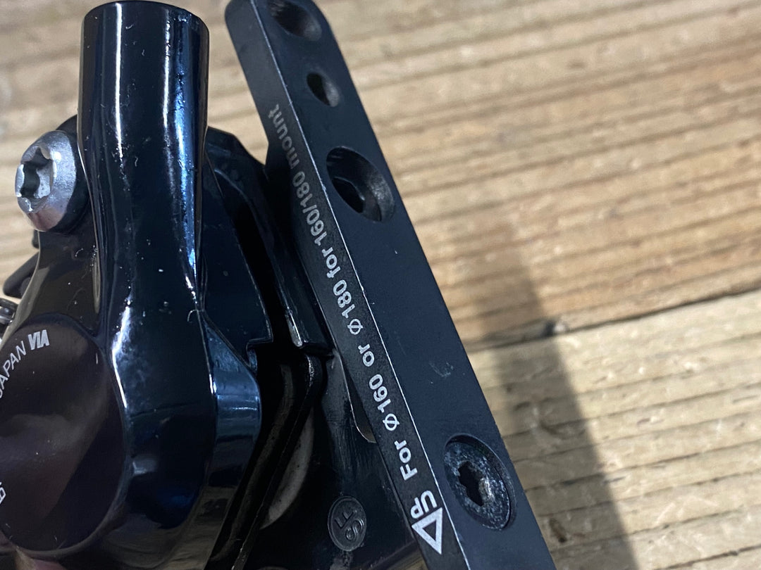 KB042 シマノ SHIMANO 105 BR-R7070 ディスクブレーキ キャリパー セット 油圧