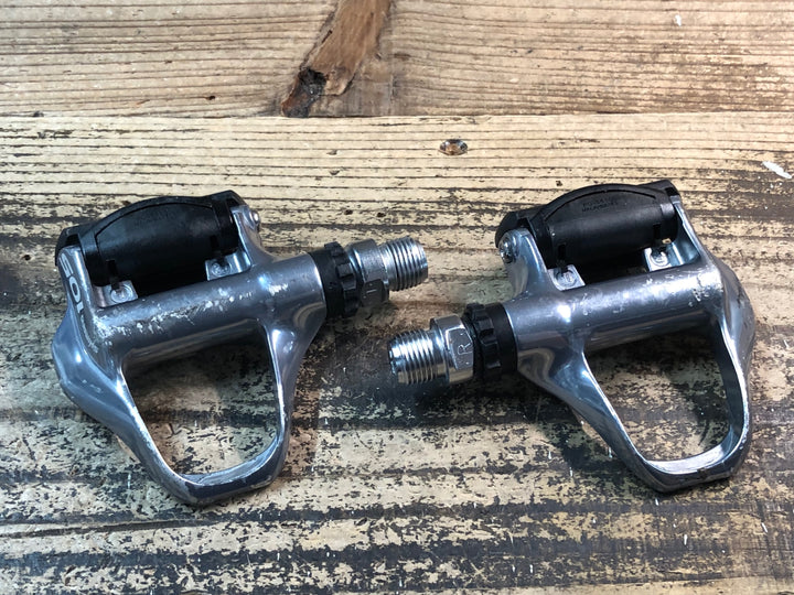 IZ861 シマノ SHIMANO 105 PD-5610 ビンディングペダル SPD-SL