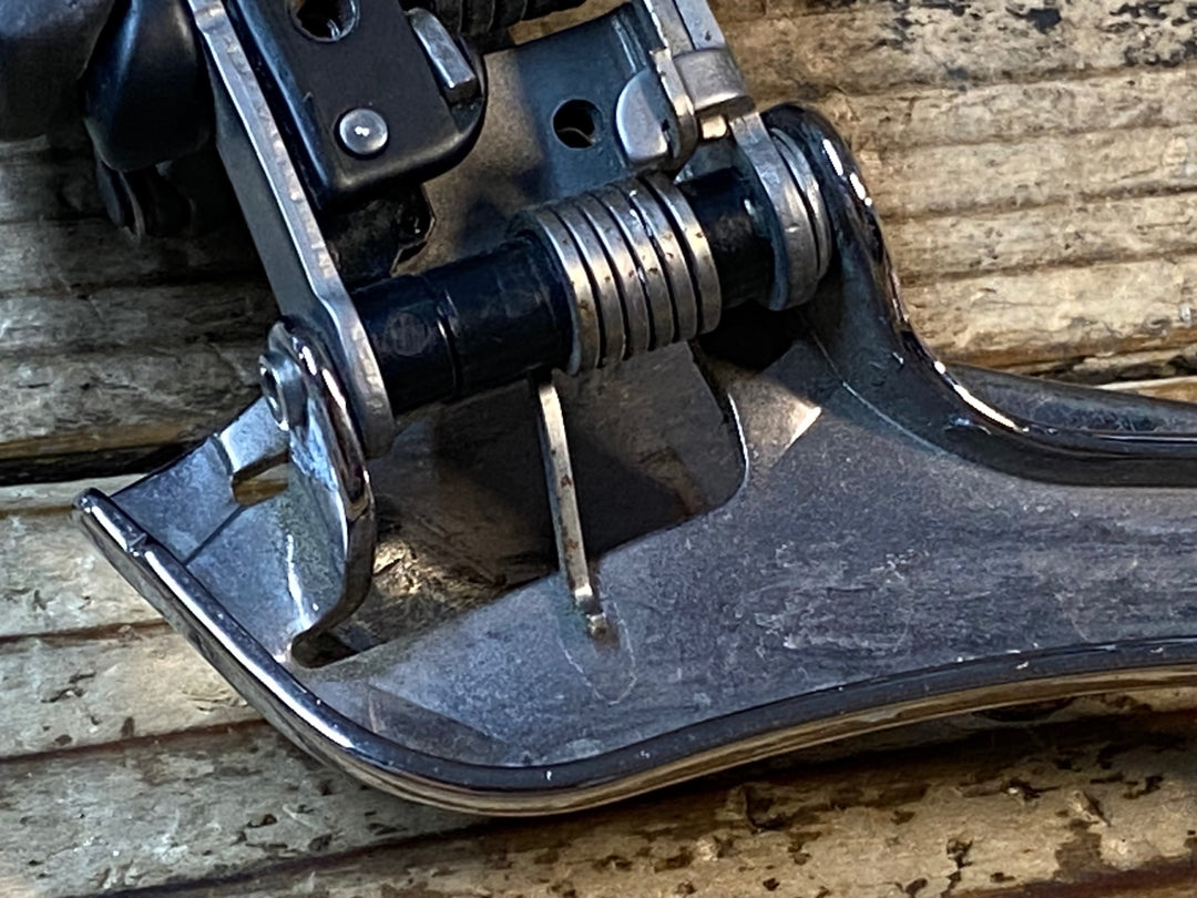 JJ585 シマノ SHIMANO デュラエース FD-R9150 フロントディレイラー 2S Di2 電動 動作確認済