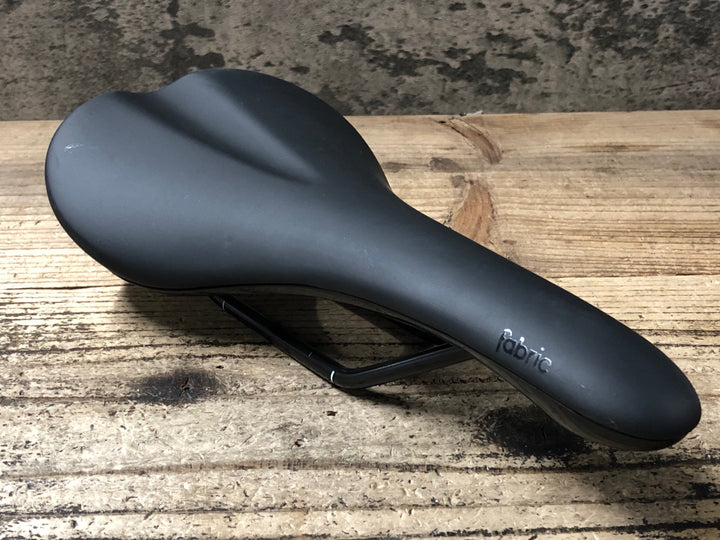 JZ388 ファブリック Fabric Shallow Sport サドル 140mm