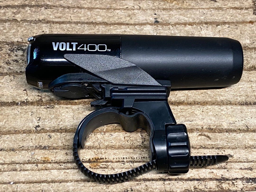JO091 キャットアイ CAT-EYE VOLT400 フロントライト 黒 点灯確認済み