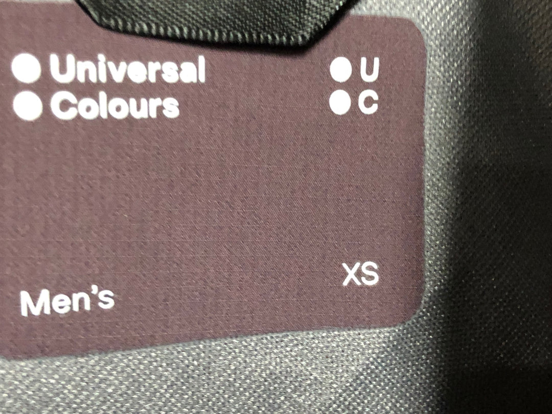 KN743 ユニバーサルカラーズ Universal Colours CHROMA 長袖 レインジャケット 薄紫 XS ※汚れ