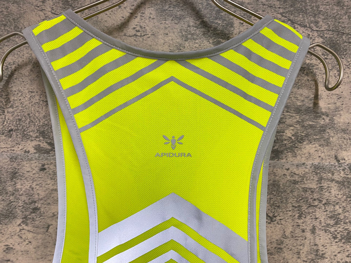KC010 アピデュラ APIDURA PACKABLE VISIBILITY VEST サイクルベスト 黄