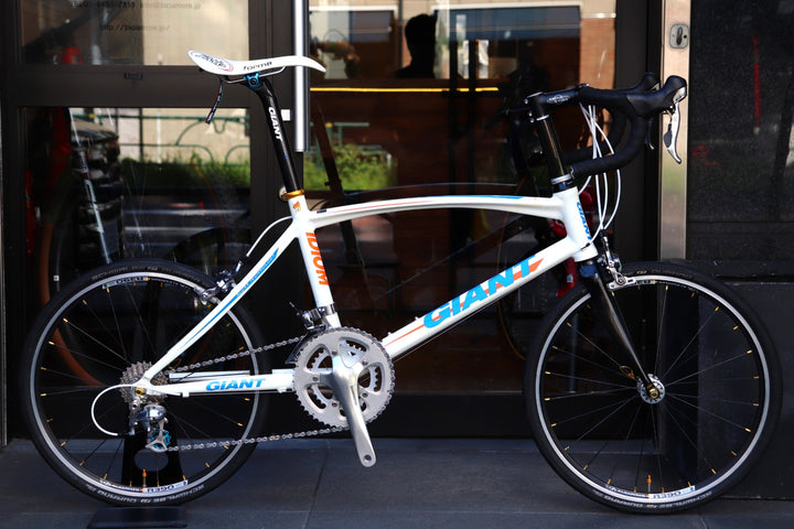 ジャイアント GIANT イディオム IDIOM 1 2010モデル Mサイズ シマノ アルテグラ 6600 MIX 10S アルミ ミニベロ 【東京南麻布店】