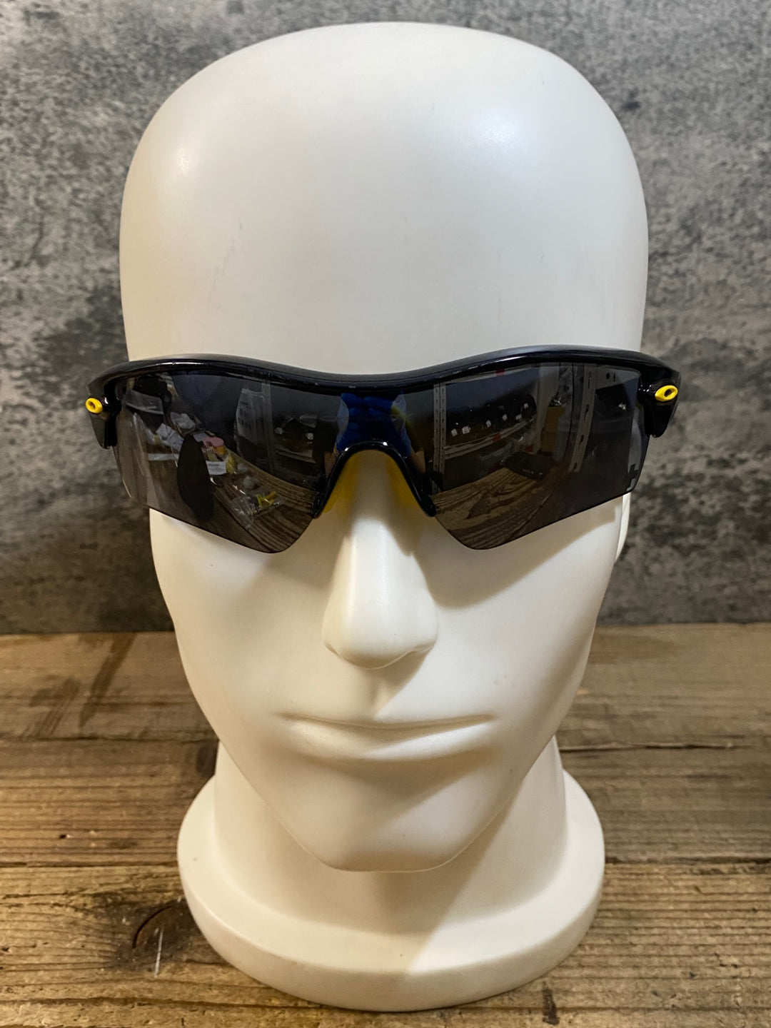 KH644 オークリー OAKLEY LIVESTRONG RADAR サングラス アイウェア 黒 黄 ※レンズ傷