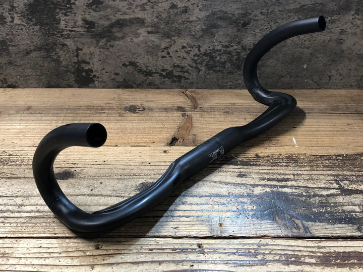 KK675 シマノ SHIMANO PRO PLT CARBON COMPOSITE ドロップハンドル ブラケット部C-C420mm Φ31.8