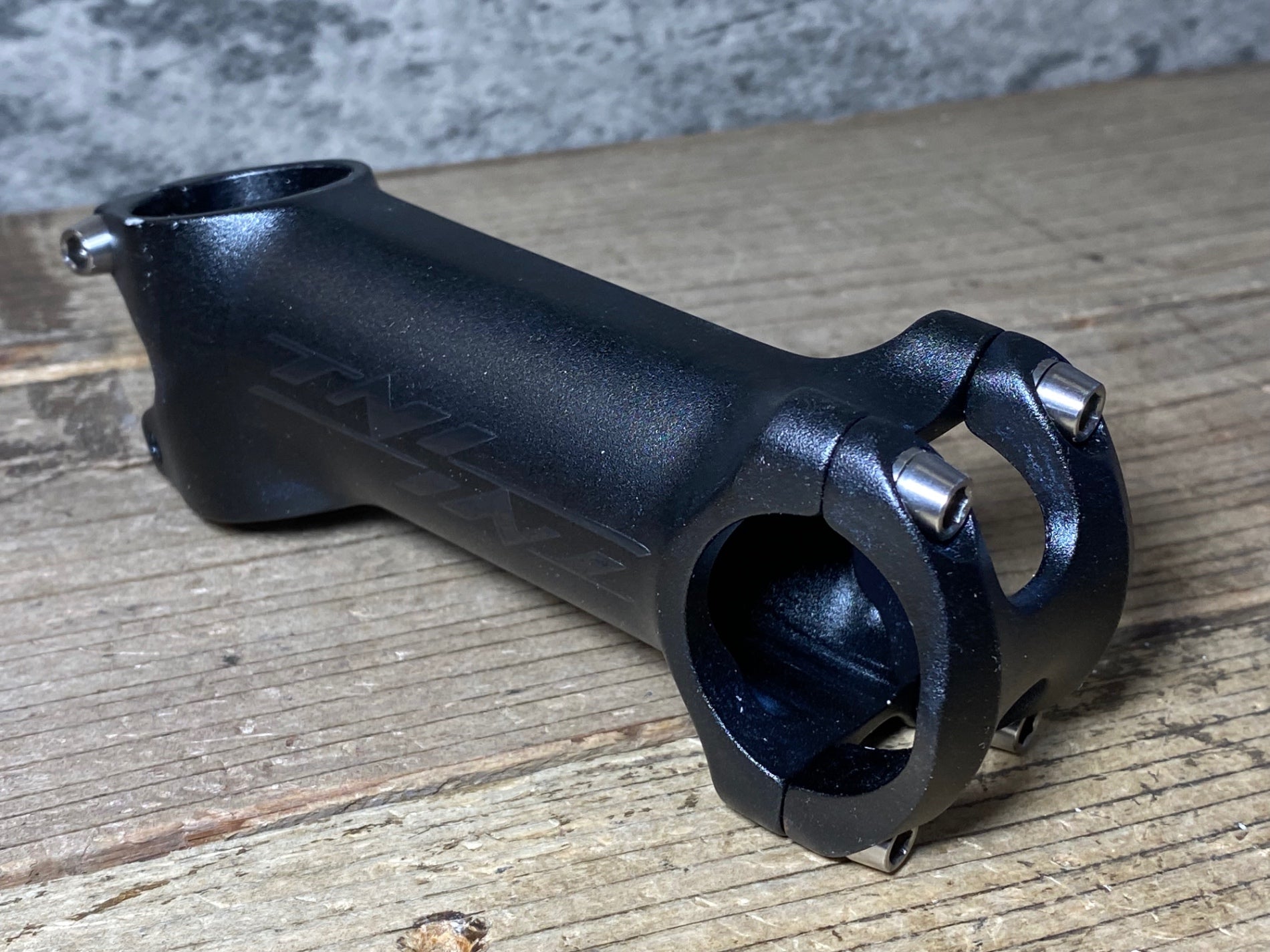 JT338 TNI アルミステム 100mm Φ31.8 OS 17° – BICI AMORE ONLINE STORE