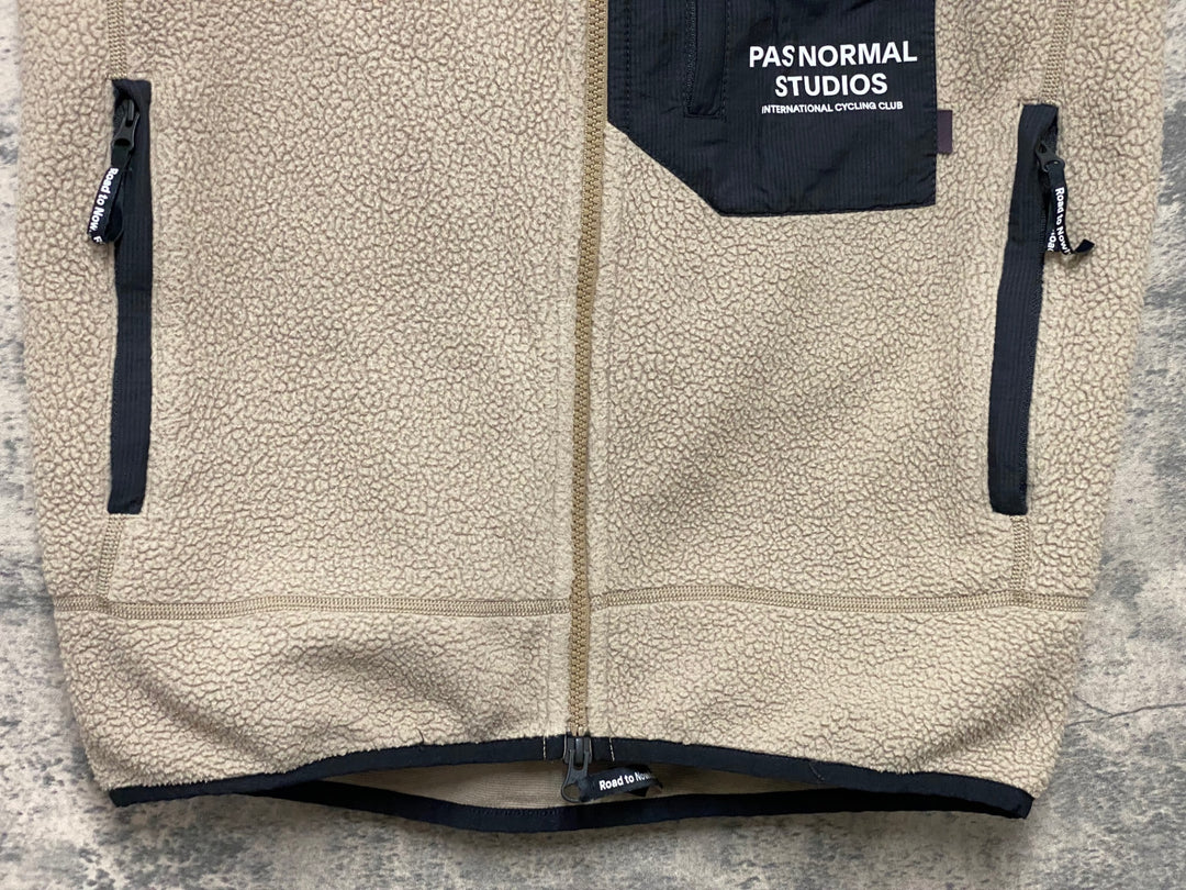 KF515 パスノーマルスタジオ PAS NORMAL STUDIOS Polartec Fleece Gilet サイクルベスト ジレ 茶 XS